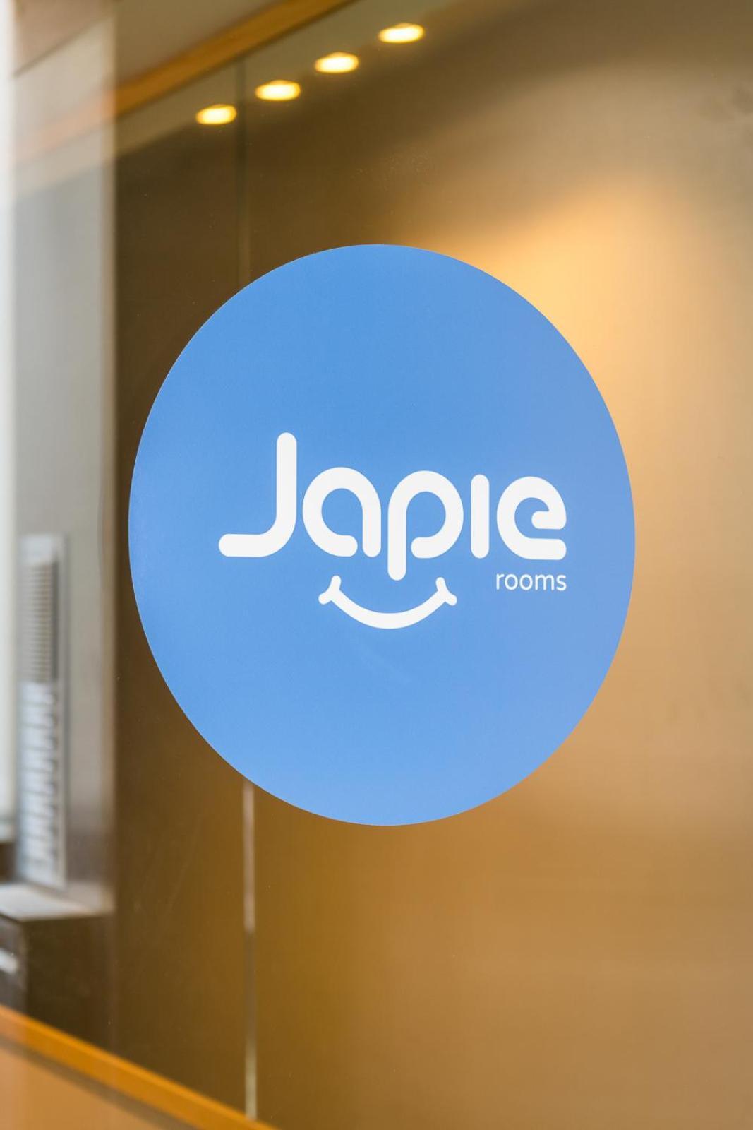 Japie Rooms - In The Heart Of Антверпен Екстериор снимка